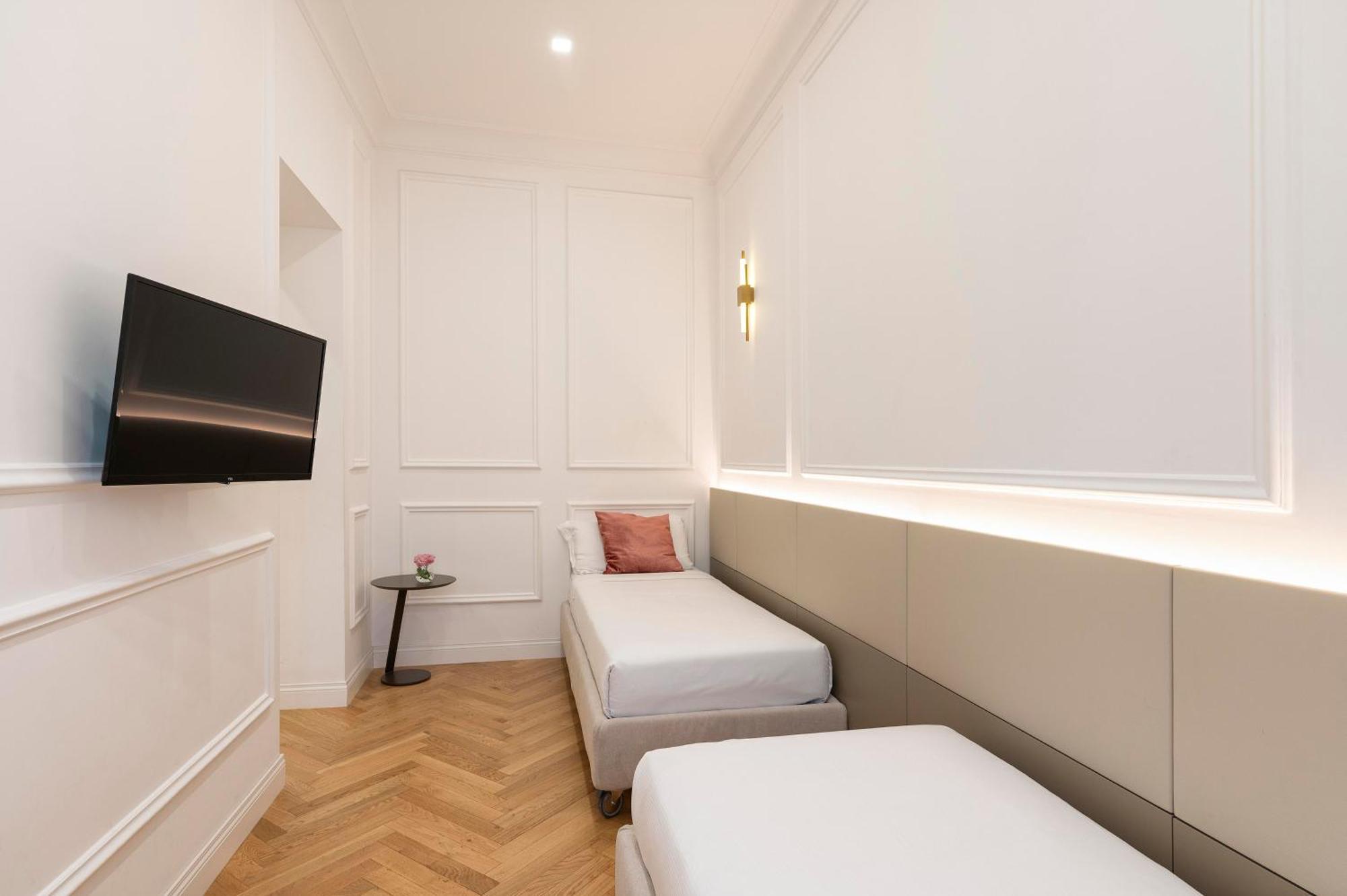 Sjr Luxury Apartment Trevi Fountain โรม ภายนอก รูปภาพ