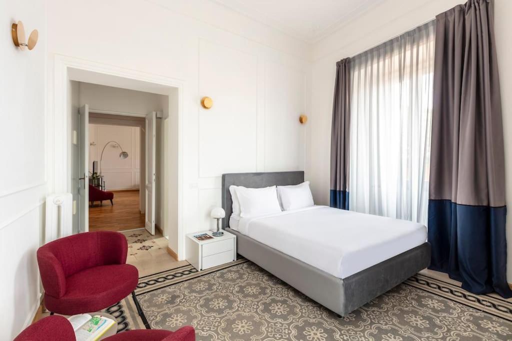 Sjr Luxury Apartment Trevi Fountain โรม ภายนอก รูปภาพ