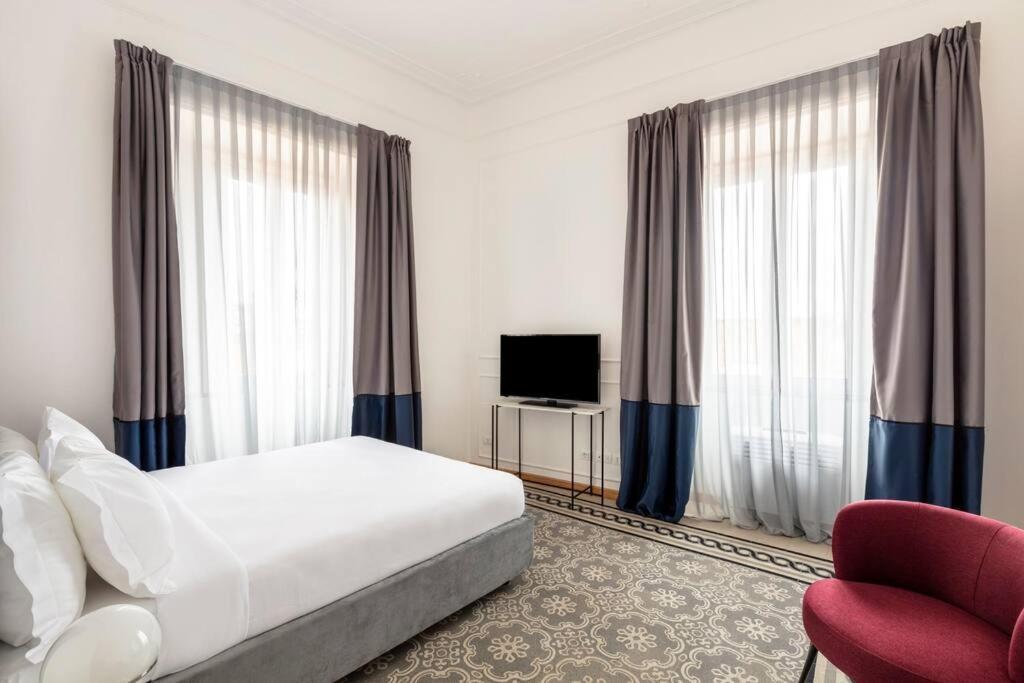 Sjr Luxury Apartment Trevi Fountain โรม ภายนอก รูปภาพ