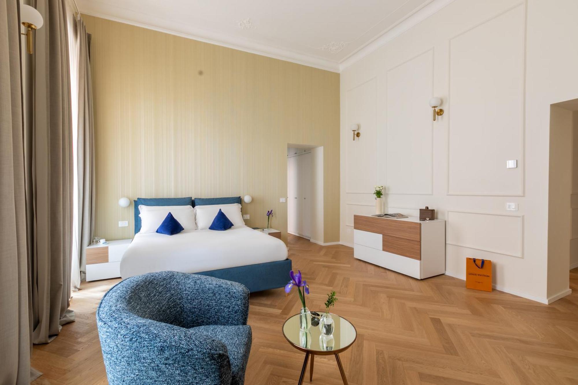 Sjr Luxury Apartment Trevi Fountain โรม ภายนอก รูปภาพ